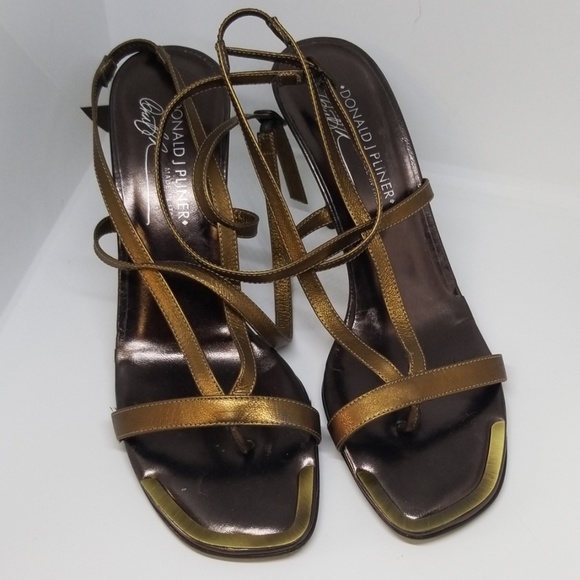 Donald J pliner bronze strappy sandals 7.5